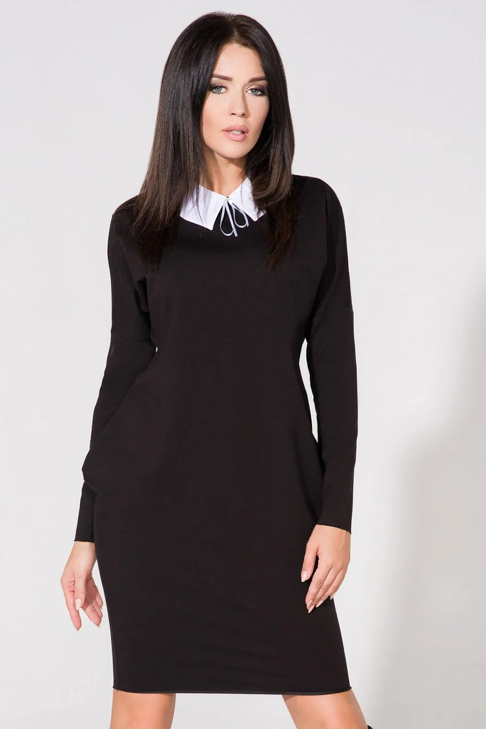 Robe de soirée élégante en satin coupe large raffinée pour occasions spéciales femmes modernes