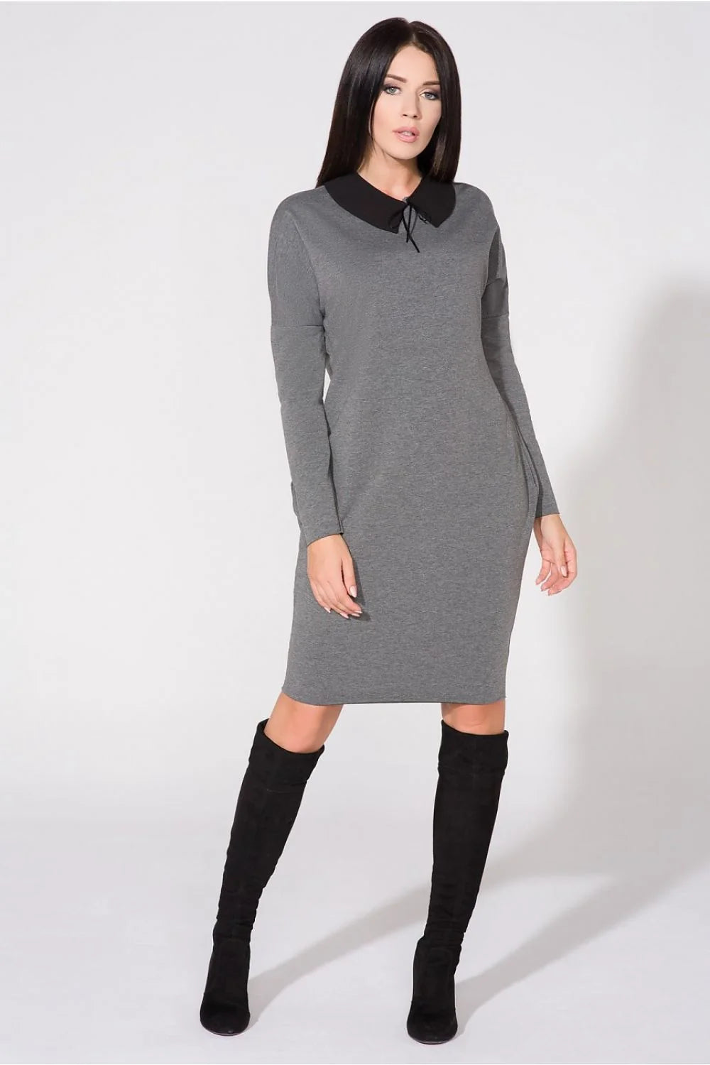 Robe de soirée élégante en satin coupe large raffinée pour occasions spéciales femmes modernes