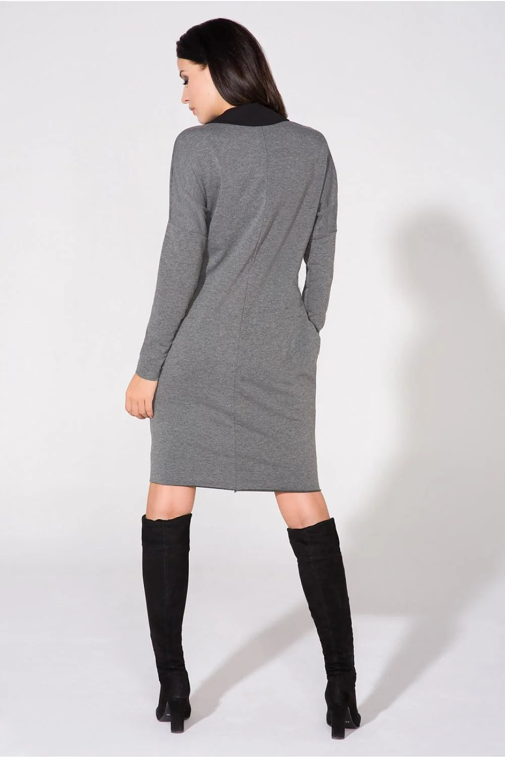Robe de soirée élégante en satin coupe large raffinée pour occasions spéciales femmes modernes