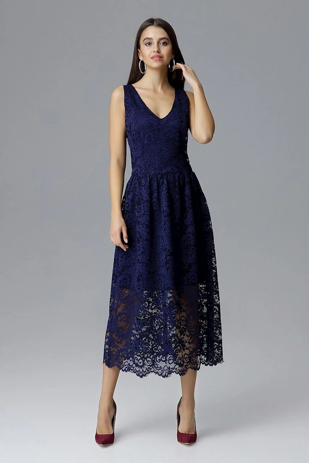 Robe de soirée en dentelle bleu marine élégante chic col V transparence pour occasions spéciales