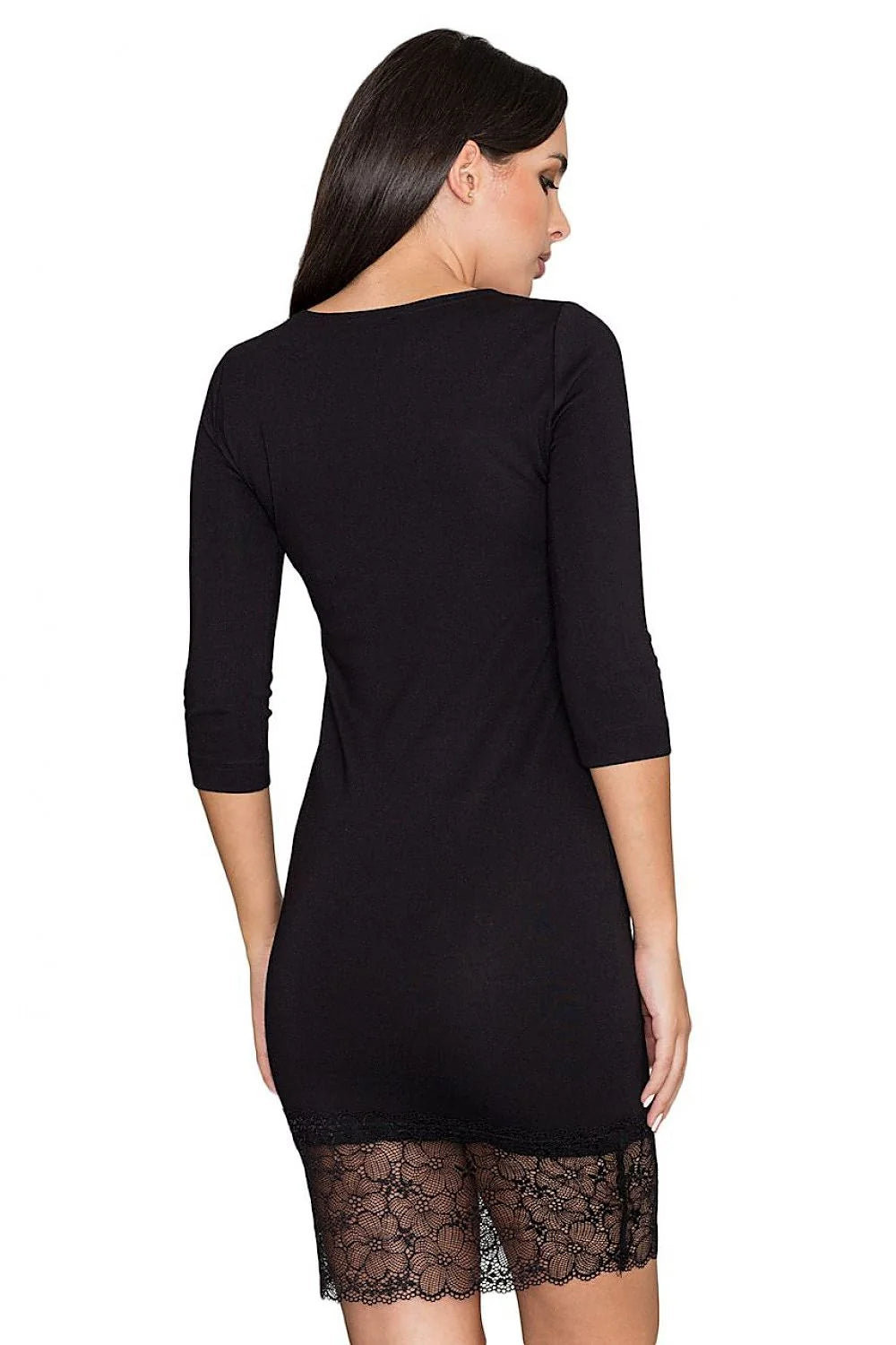 Robe de soirée en viscose élégante et moderne pour silhouette chic et événements romantiques