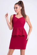 Robe de soirée satin élégante lignes épurées sophistiquées confort événements spéciaux femmes modernes allure irrésistible