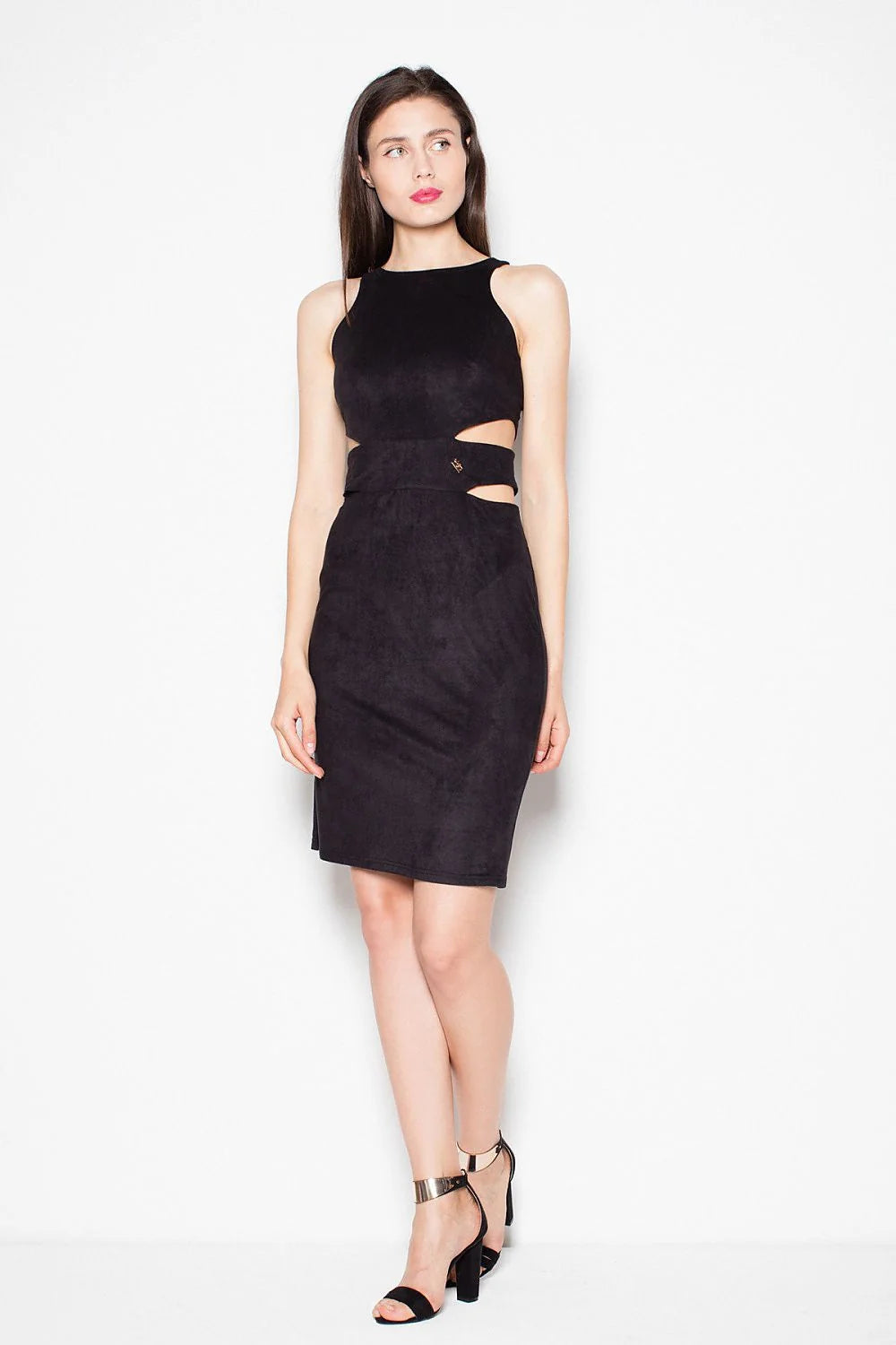 Robe élégante en suédine grise Venaton coupe ajustée moderne pour soirées et événements spéciaux