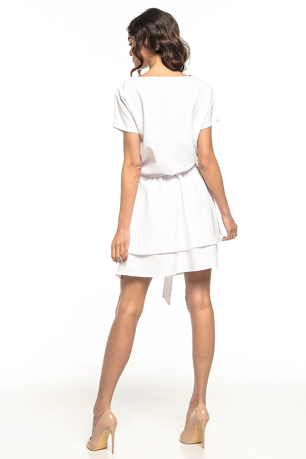 Robe élégante en tissu léger gris pâle avec ceinture, style moderne et décontracté pour femmes