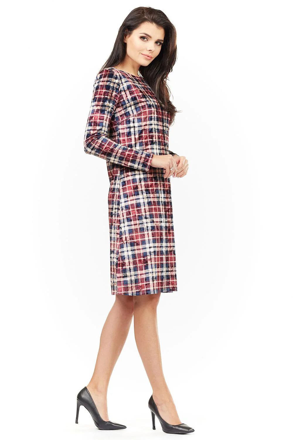 Robe élégante en velours à carreaux, manches longues, style chic pour femme moderne et active