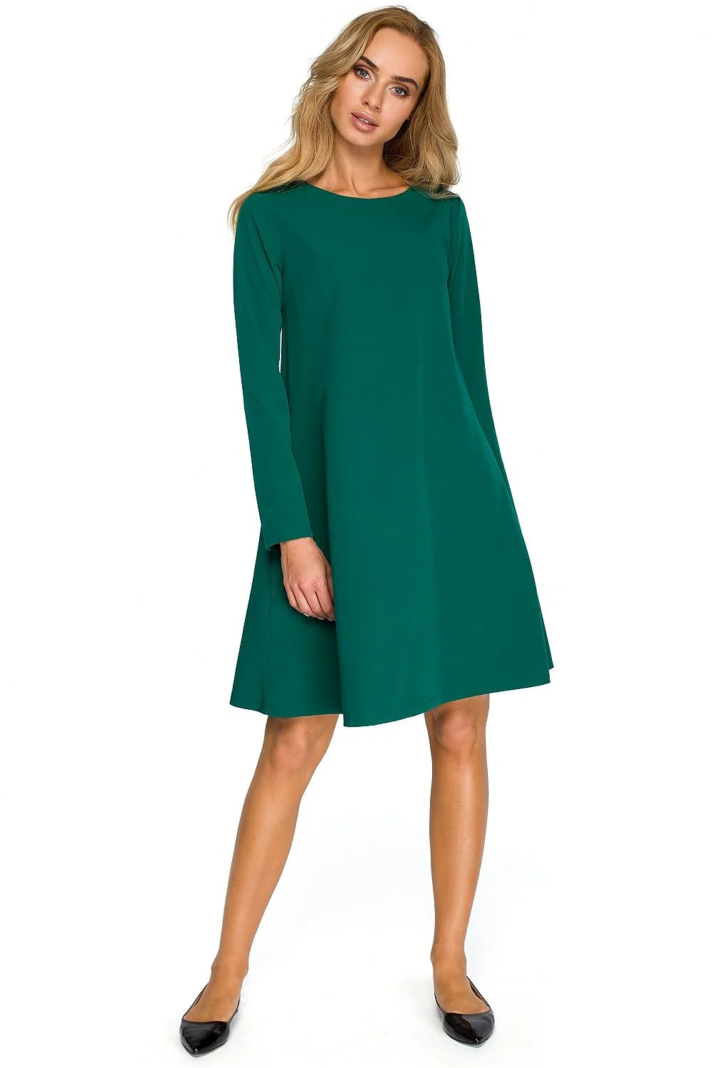 Robe élégante rouge vif en tissu uni pour occasions spéciales style classique femme moderne