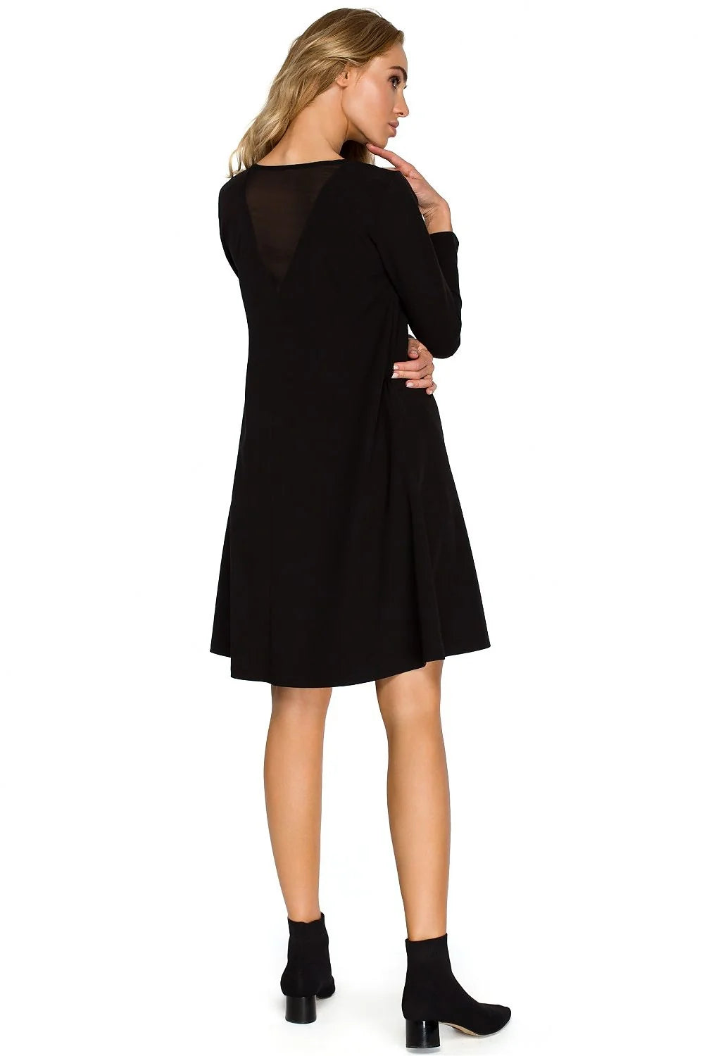 Robe élégante rouge vif en tissu uni pour occasions spéciales style classique femme moderne