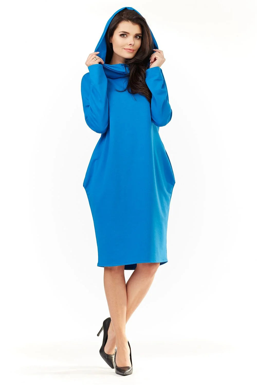Robe en coton bleu vif casual chic confortable manches longues pour femme moderne au quotidien