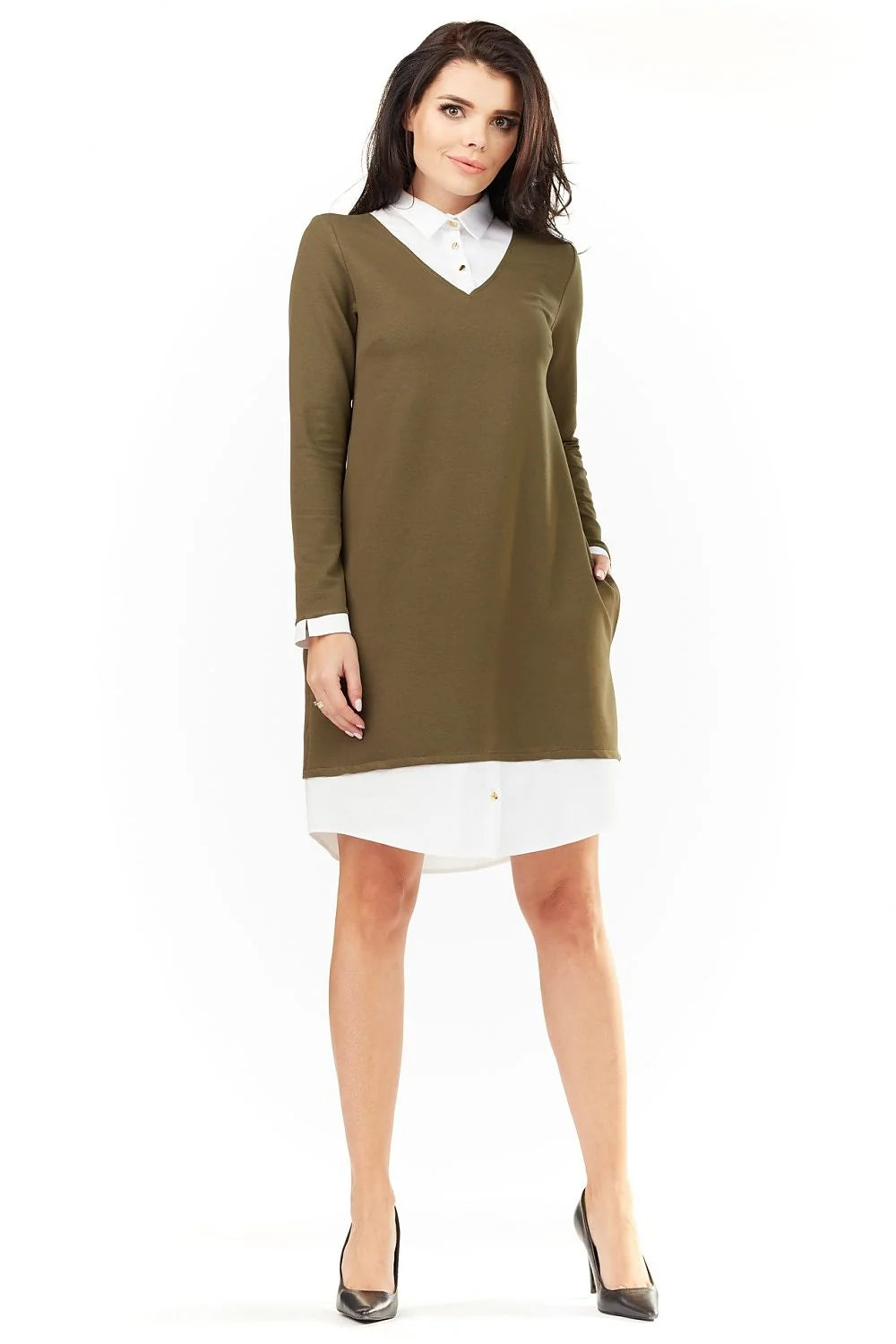 Robe en coton élégante avec chemise intégrée kaki blanc pour style moderne bureau quotidien