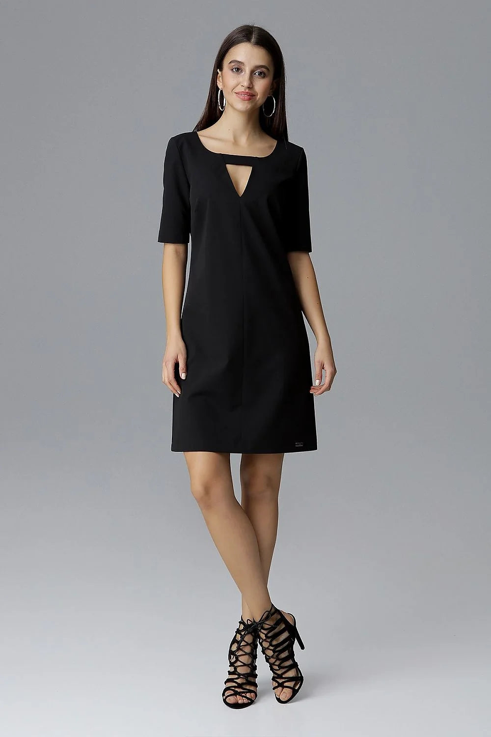 Robe en coton jaune moderne élégante à manches courtes pour femme avec découpe col chic