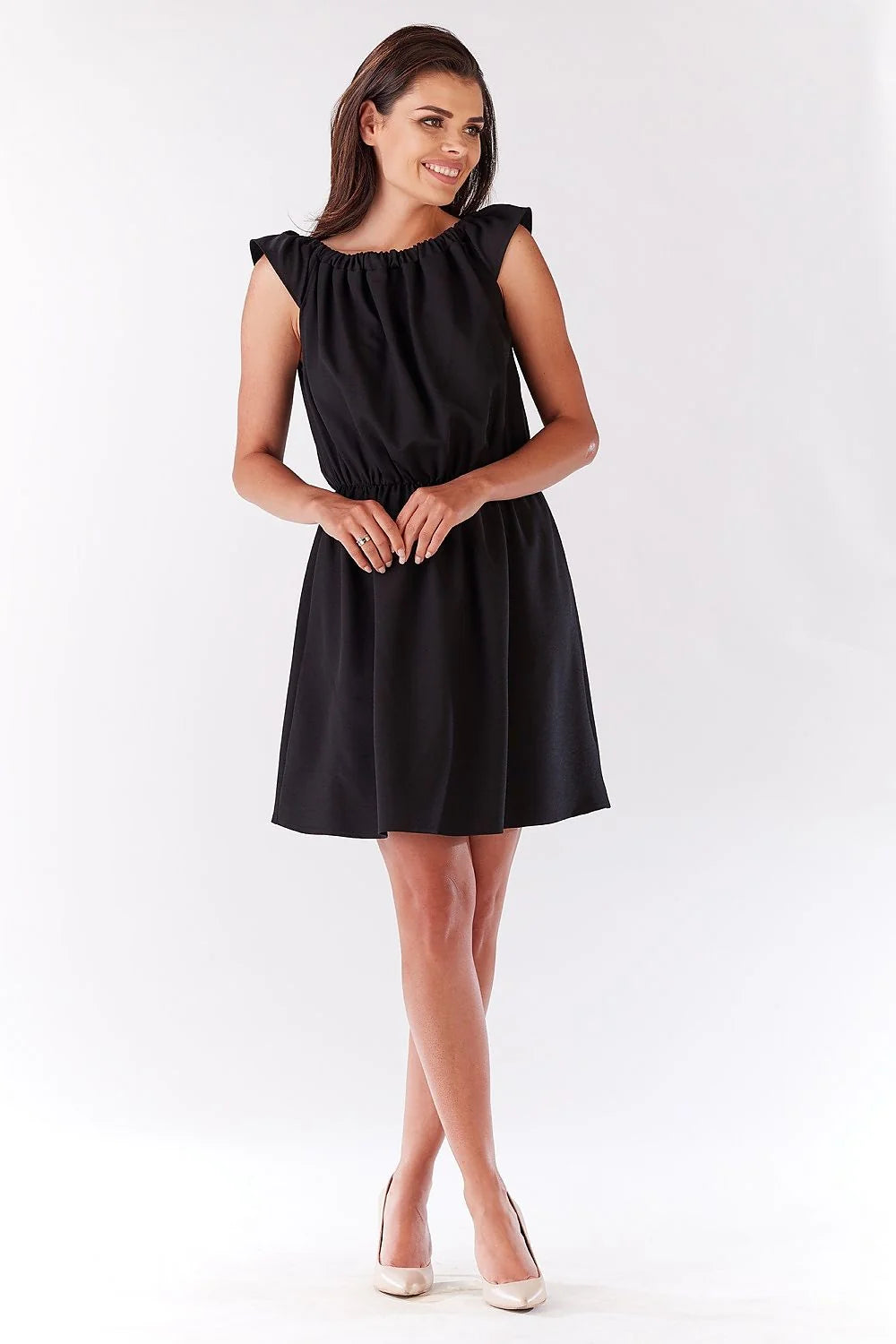 Robe en coton noir chic décontractée épaules dénudées évasée confortable pour femme élégante quotidienne