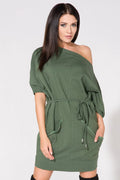 Robe en tricot doux style moderne élégante et confortable pour sorties décontractées et professionnelles femmes