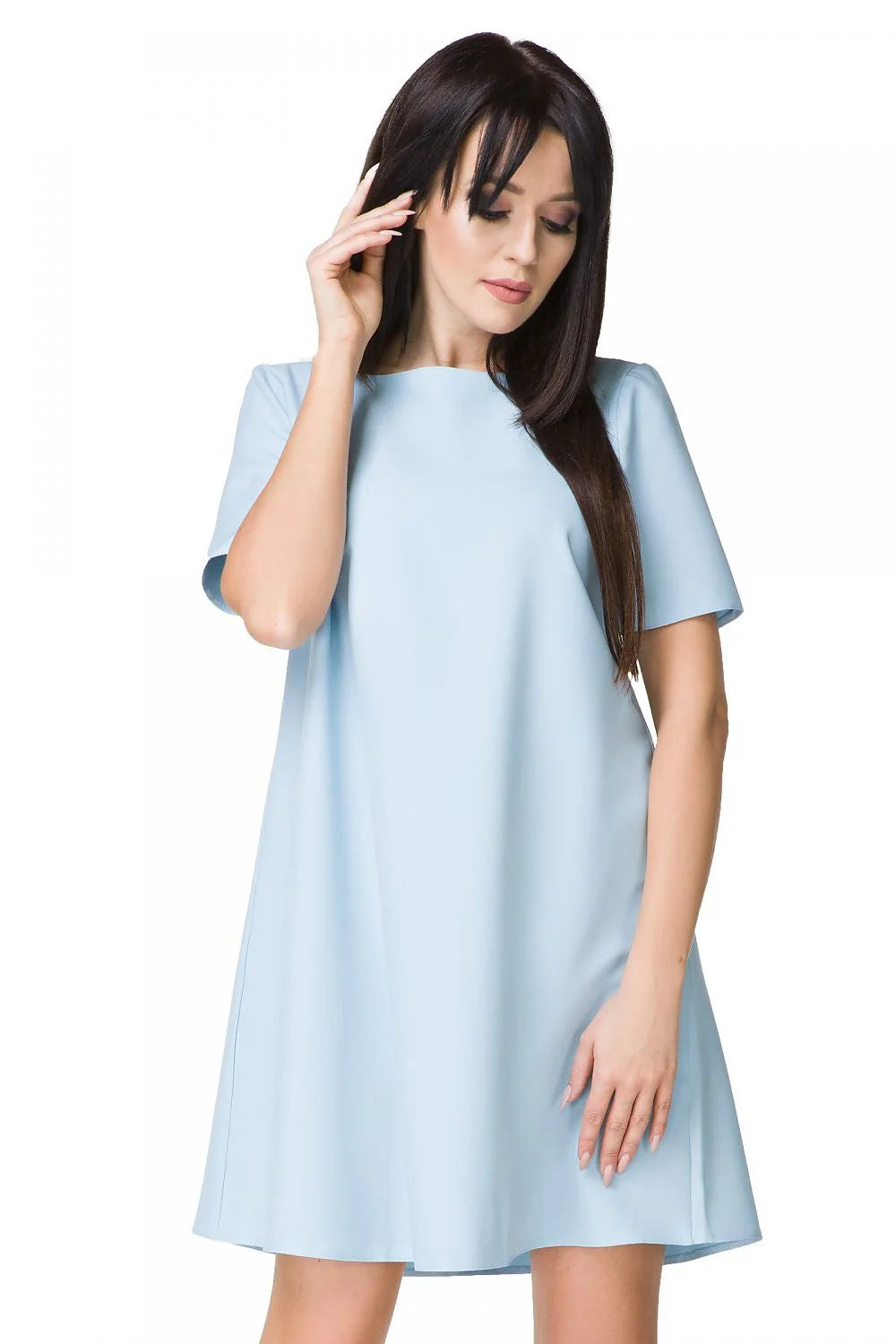 Robe fluide en tissu léger style casual rouge vif manches courtes pour tenues estivales élégantes