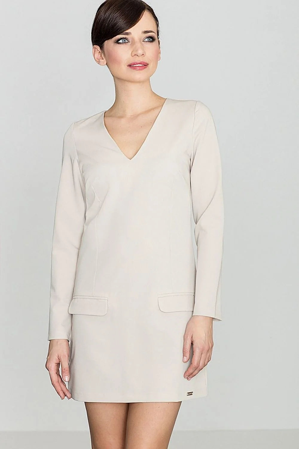 Robe grise col V manches longues casual minimaliste tissu synthétique ajustée pour femmes modernes élégantes