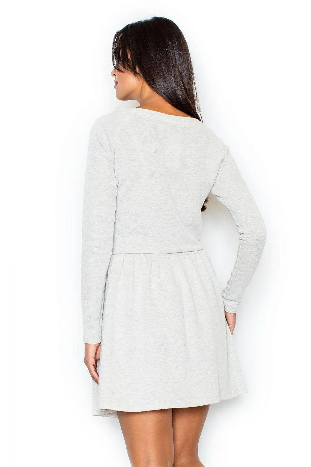 Robe grise coton décontractée, élégante et confortable, manches longues, idéale pour le quotidien moderne