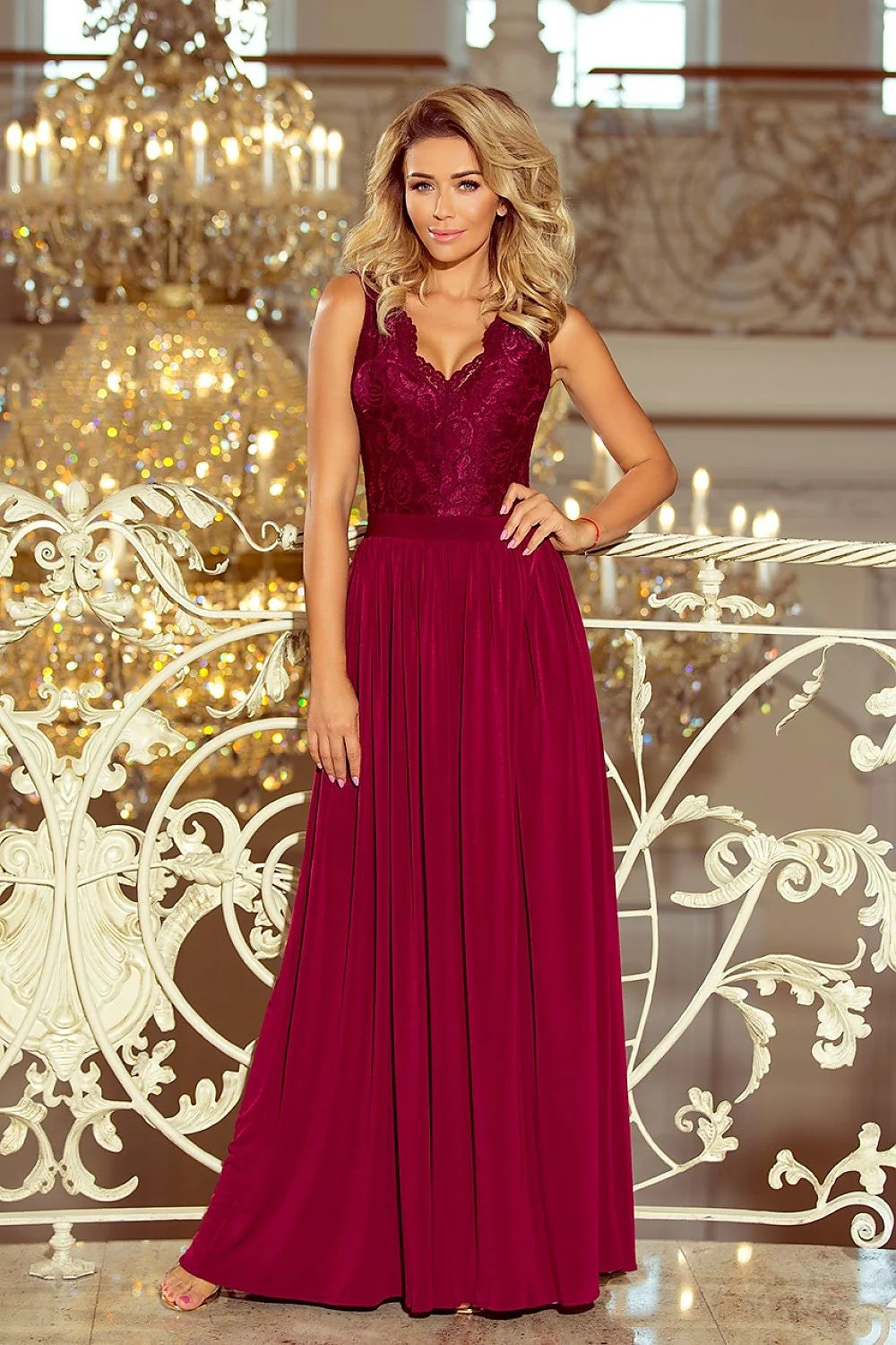 Robe longue en coton bleu marine élégante et confortable pour soirées et occasions spéciales femmes