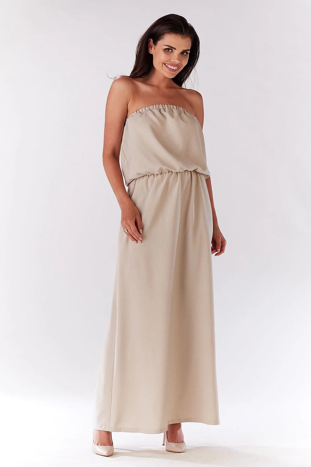 Robe longue en coton chic et décontractée pour sorties élégantes femme moderne style intemporel