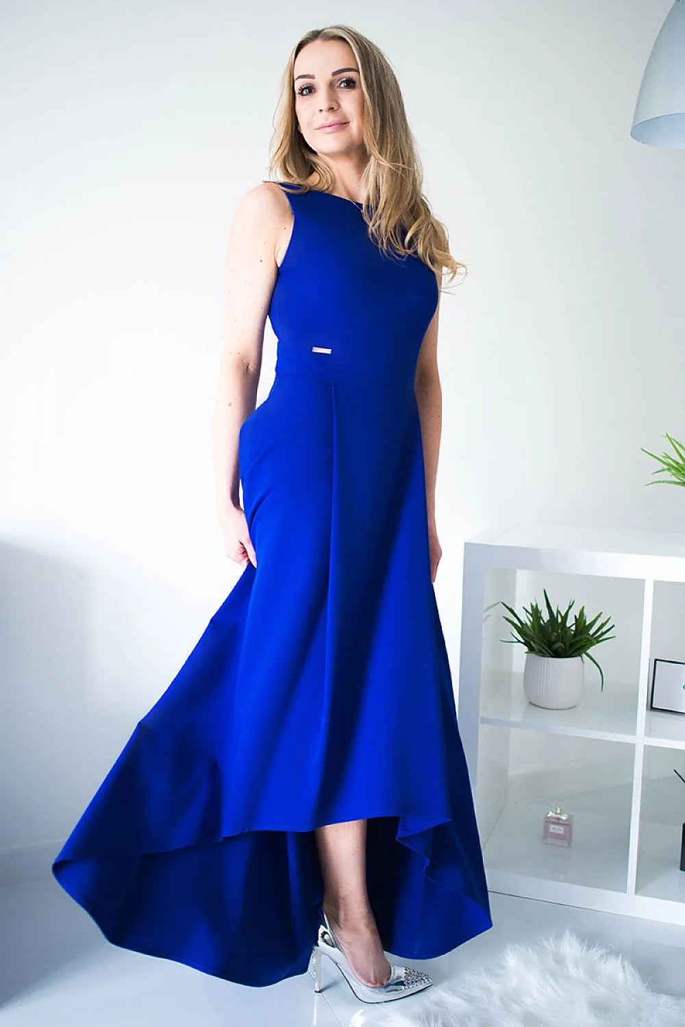 Robe longue satin bleu royal chic asymétrique sans manches élégante soirée femme cocktail