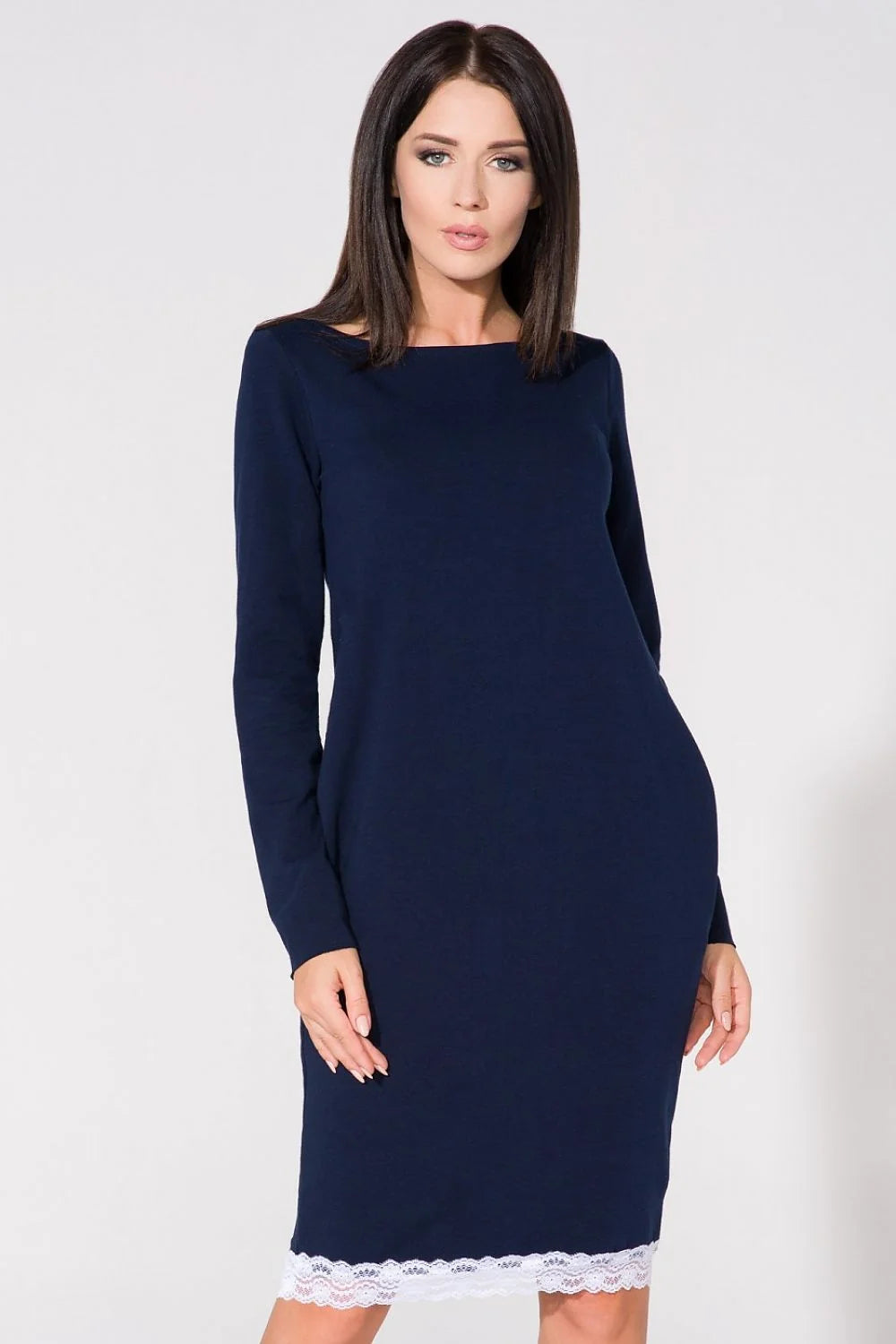 Robe mi-longue en dentelle élégante bleu marine confortable pour femmes modernes et occasions spéciales