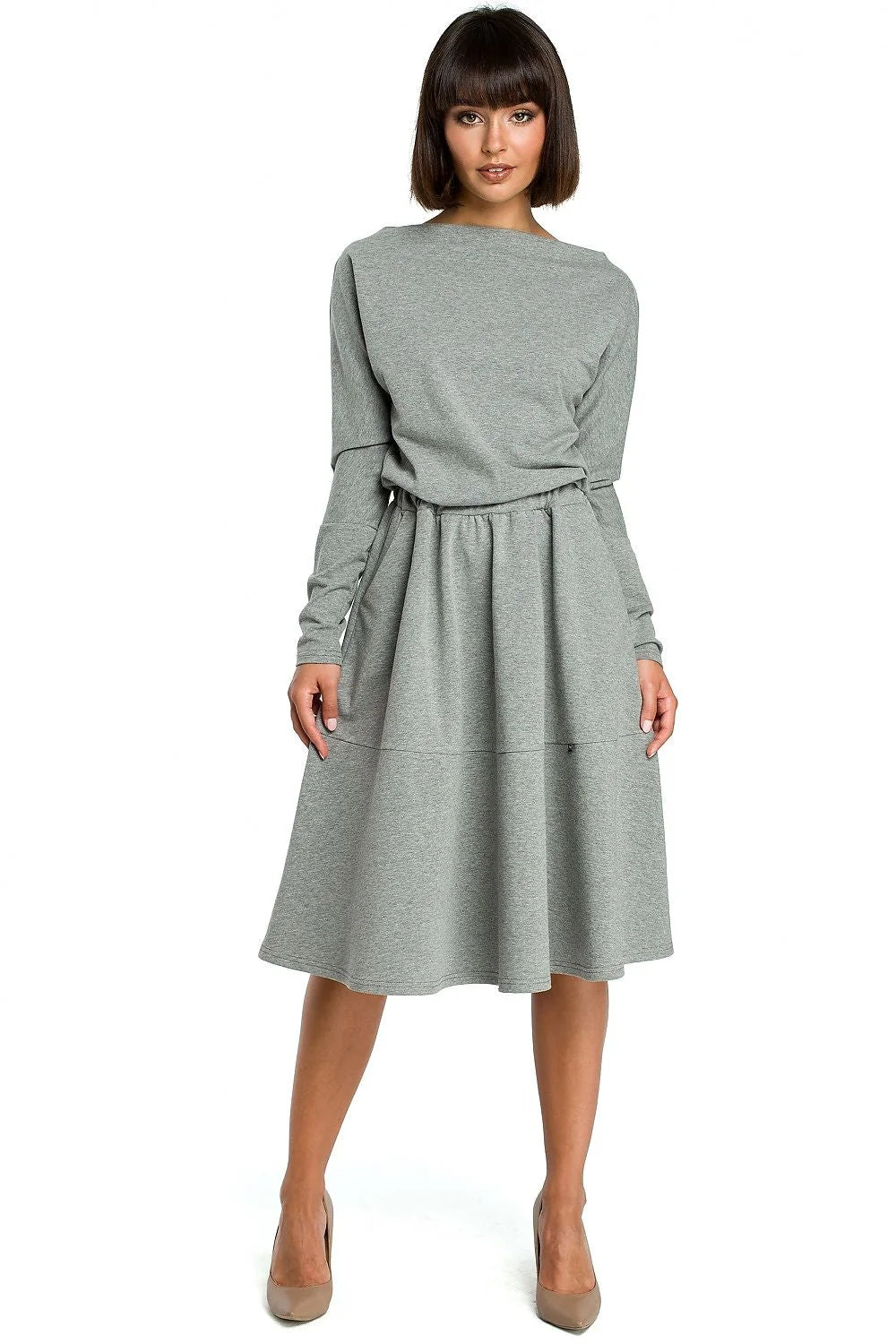 Robe mi-longue en polyester chic et confortable bleu électrique manches longues col bateau évasée