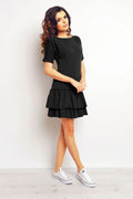 Robe noire coton moderne décontractée avec volants évasée col rond manches courtes pour femmes élégantes