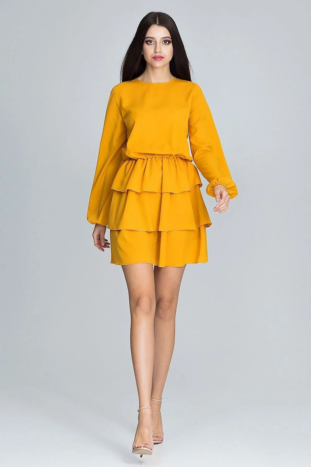 Robe noire polyester chic manches longues volants élégante féminine cocktail soirée mode femme