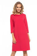 Robe rouge synthétique classique élégante col montant manches trois-quarts parfaite mode féminine décontractée sophistiquée