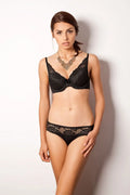 Soutien-gorge push-up dentelle noire élégant et confortable pour sublimer votre silhouette avec raffinement