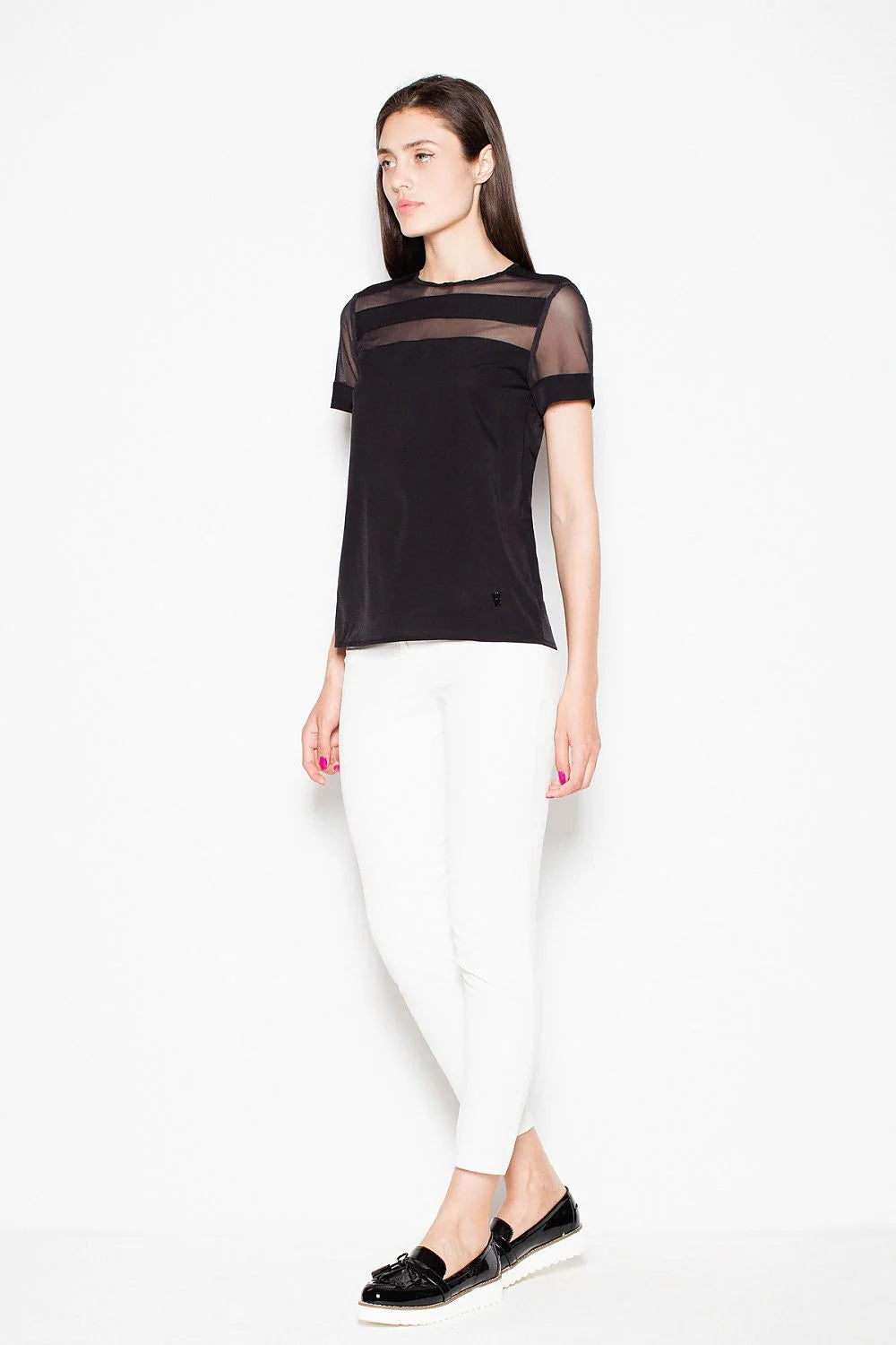 T-shirt blanc moderne en tissu transparent ajusté, style décontracté-chic avec bandes élégantes épaules
