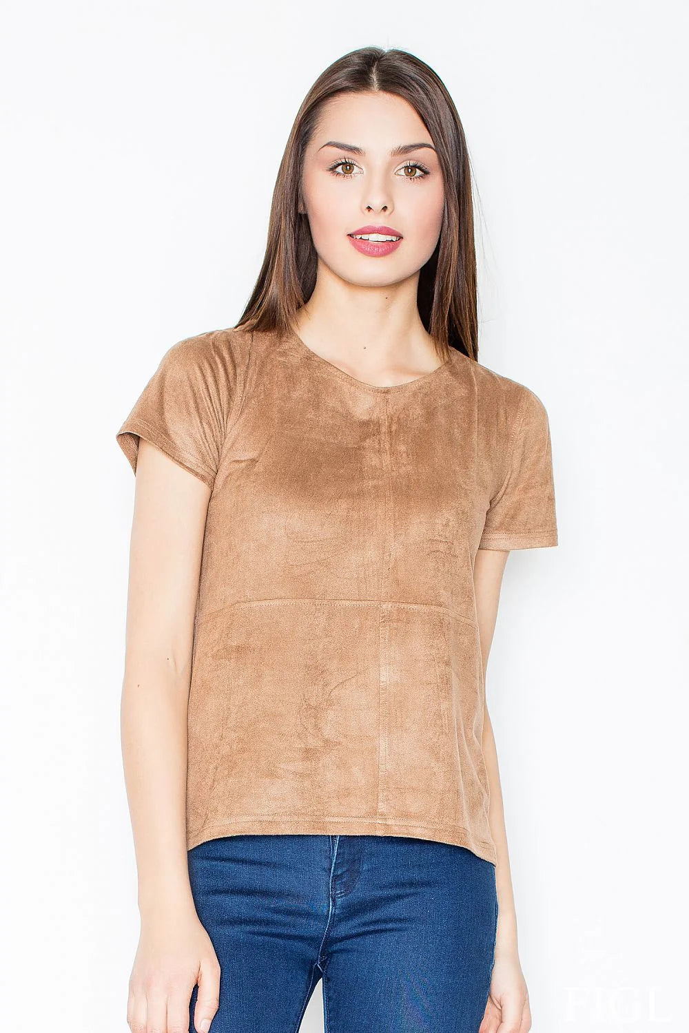 T-shirt noir velours suédine décontracté moderne manches courtes col rond femme mode élégante et confortable