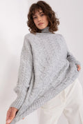 pull col roulé maille torsadée acrylique gris clair oversize ample manches longues tricot épais duveteux cosy