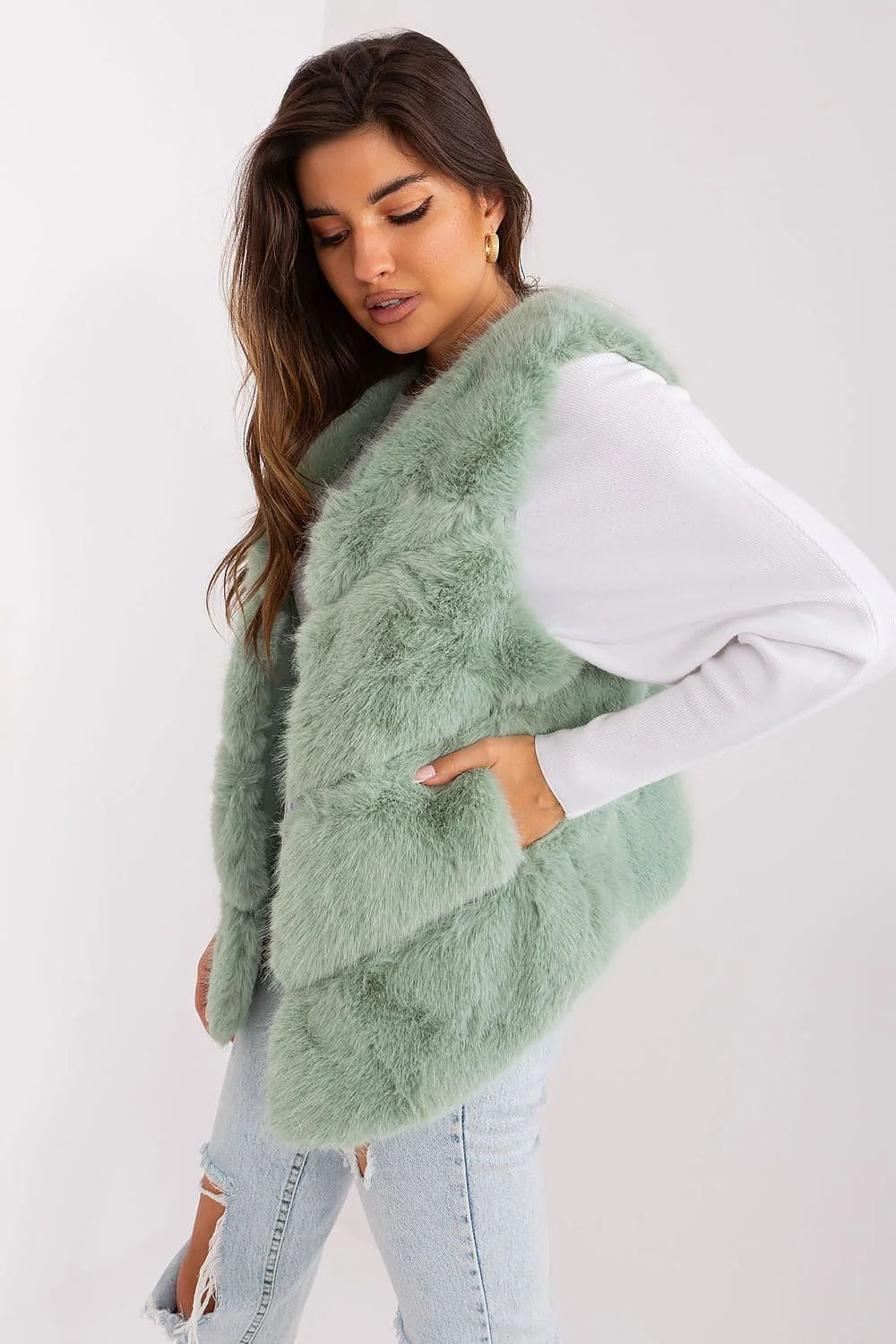 Gilet sans manches pour femmes en fausse fourrure vert pastel moderne élégant coupe droite col en cascade occasions spéciales transition automne printemps