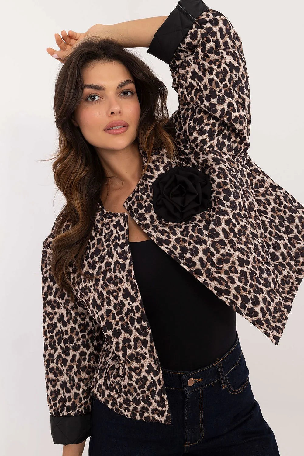 Veste femme imprimé léopard fleur noire matelassé sans fermeture manches longues style audacieux coupe droite polyester résistant