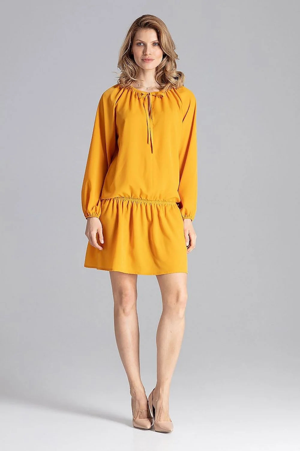 Robe en polyester jaune moutarde casual confortable ample manches longues élégante pour femmes modernes stylées