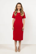 Robe élégante longueur midi manches courtes coupe ajustée finitions subtiles polyvalente femme mode intemporelle
