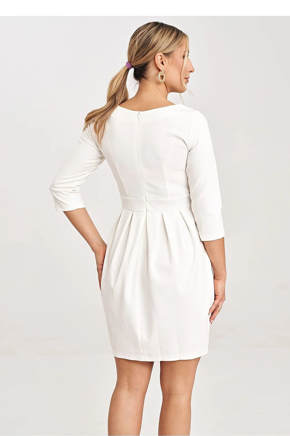 robe jour élégante manches troisquarts col rond taille marquée empire jupe trapèze plis plats jersey lisse viscose polyester elasthanne cintrée