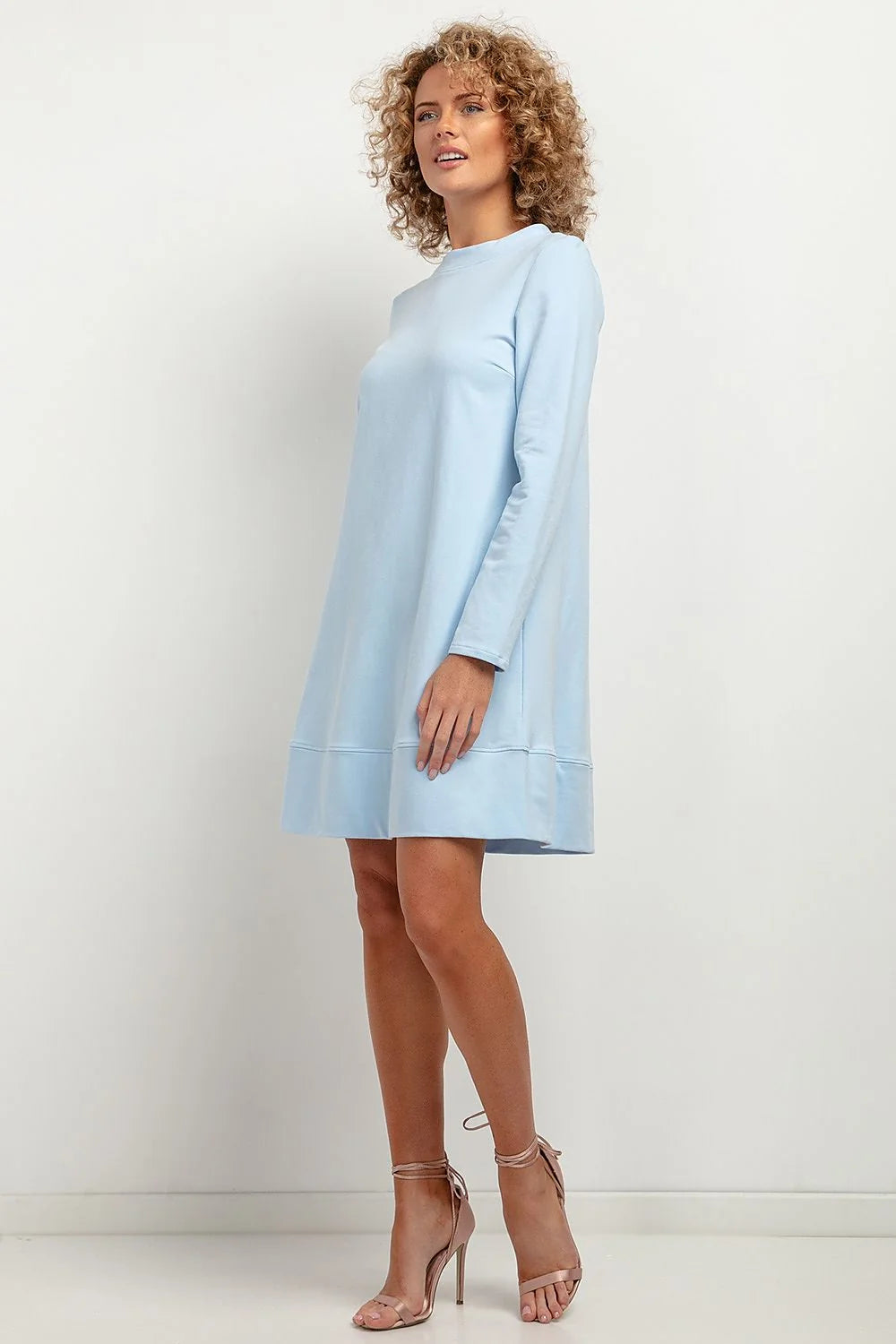 Robe de jour Tessita maille trapeze longueur genou manches longues encolure ronde style décontracté