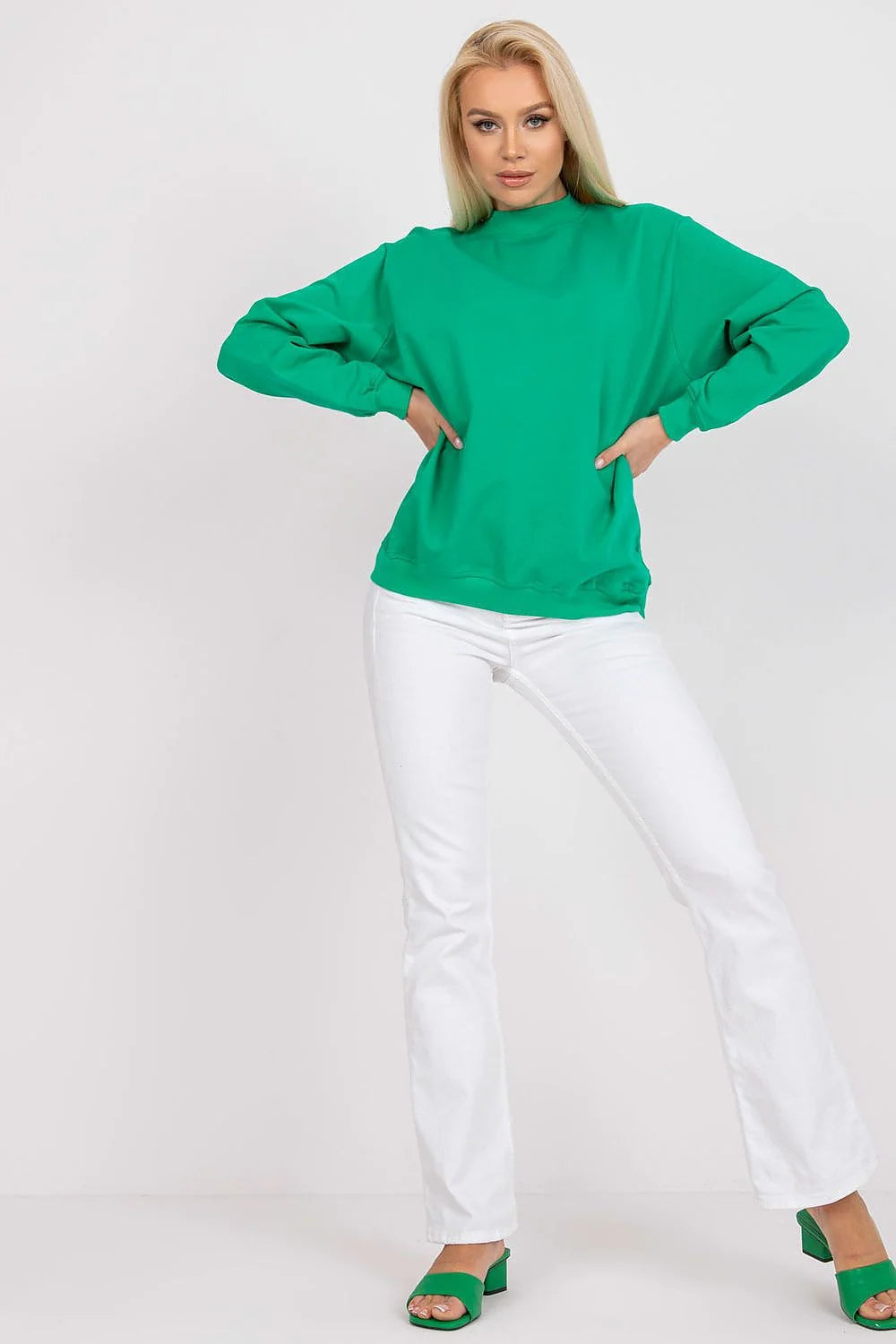 Sweatshirt BFG pour femme en coton 90% élasthanne 10%, style casual oversize, couleur bleu vif, manches longues, col rond côtelé, idéal pour tenues urbaines et décontractées