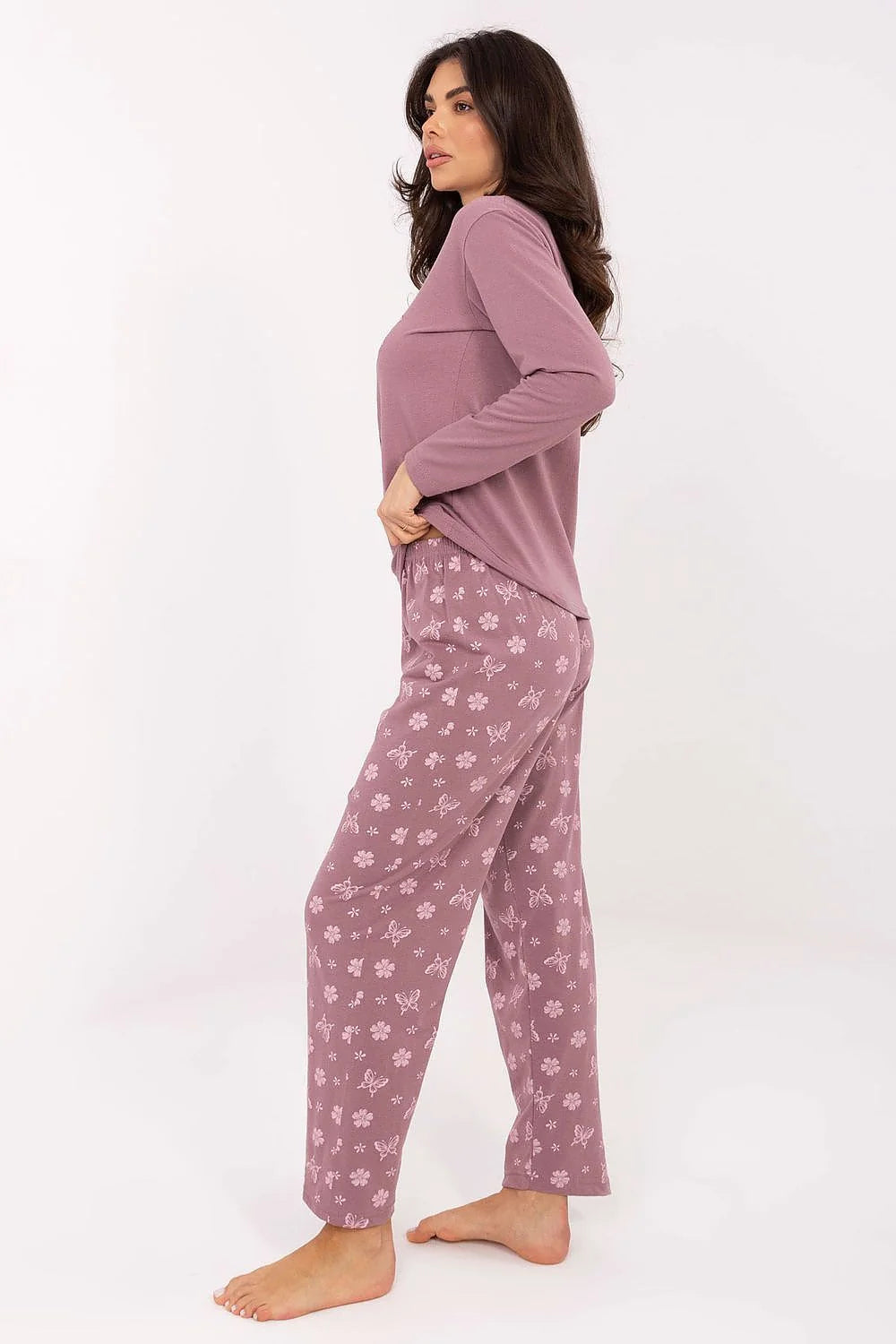 pyjama femme deux pièces jersey doux vieux rose mauve coupe ample encolure ronde manches longues taille élastiquée imprimé papillon fleurs