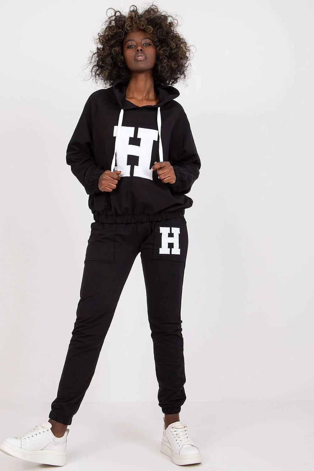 Ensemble sport femme sweat à capuche pantalon jogger coton élasthanne confort style décontracté occasions quotidiennes
