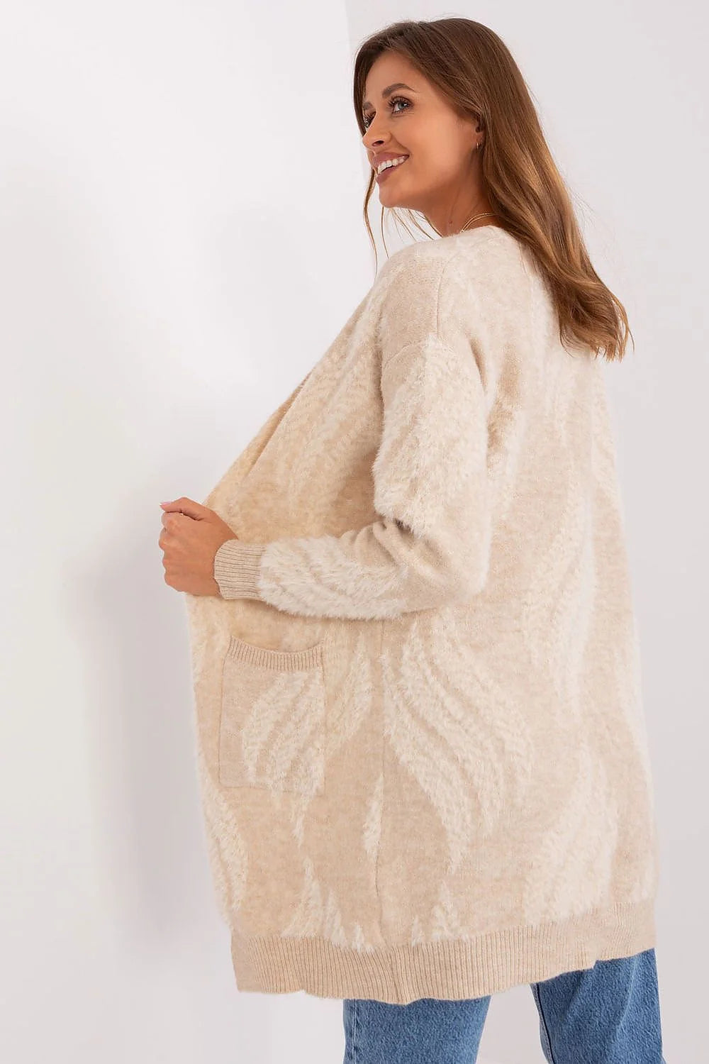 Cardigan pour femme élégant long manches longues coupe droite sans fermeture poches coulissantes beige clair motif ton sur ton
