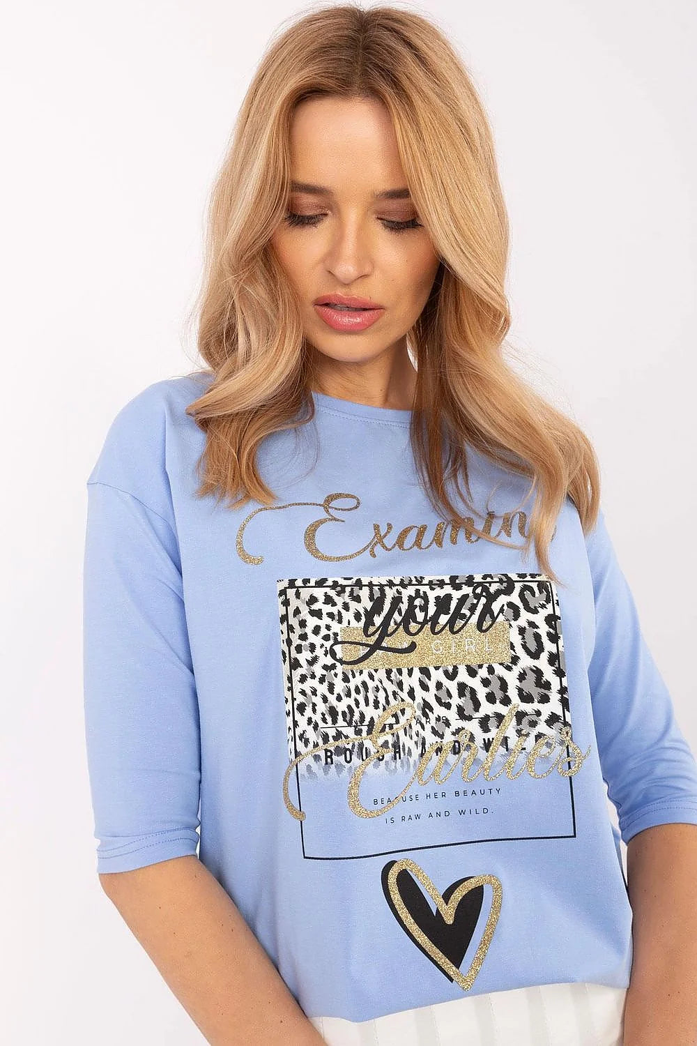 Chemisier pour femme moderne casual manches 3/4 col rond motif animal léopard imprimé doré finitions soignées coton élasthanne bleu clair