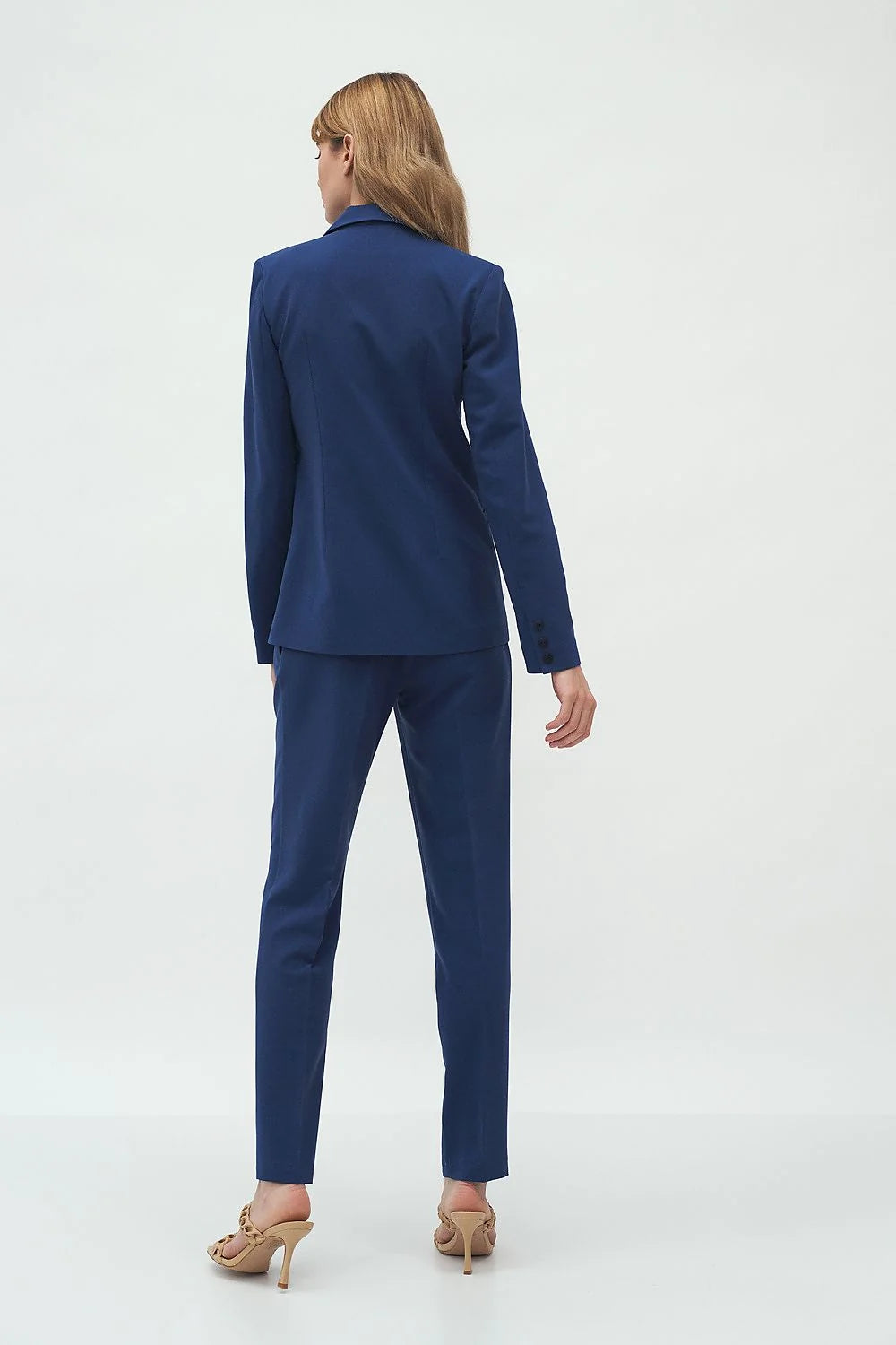 blazer femme cintrée tailleur monoplace bleu marine col cranté manches longues poches passepoilées doublée polyester viscose