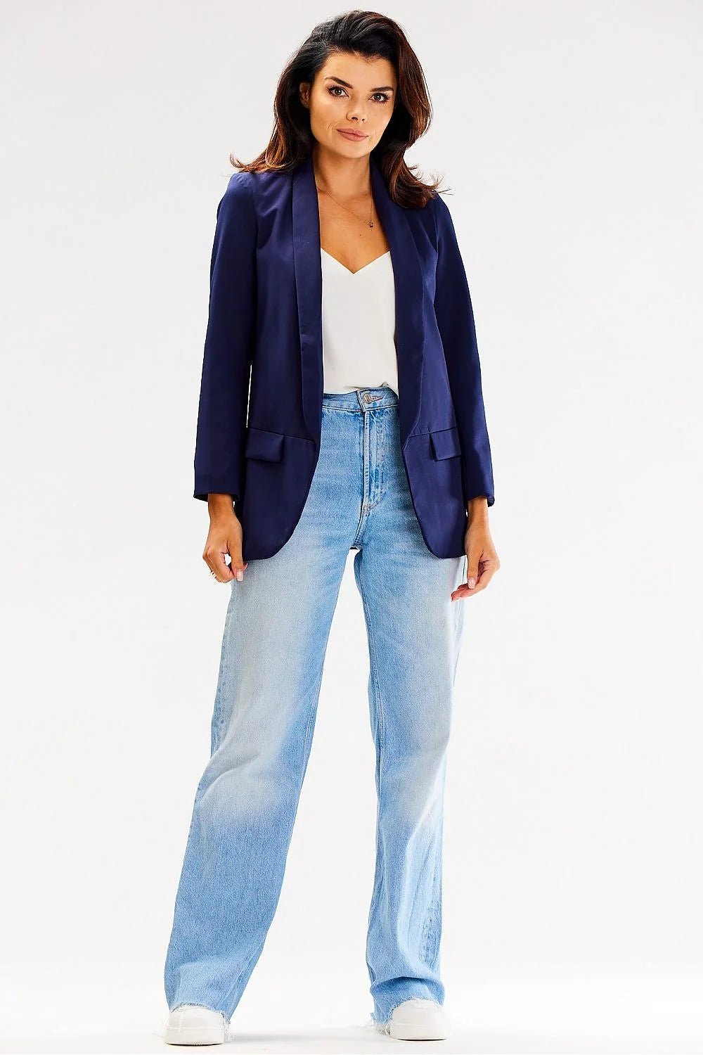 Blazer femme awama style classique épuré couleur bleu marine col à revers manches longues poches latérales veste结构 sans fermeture occasion quotidienne