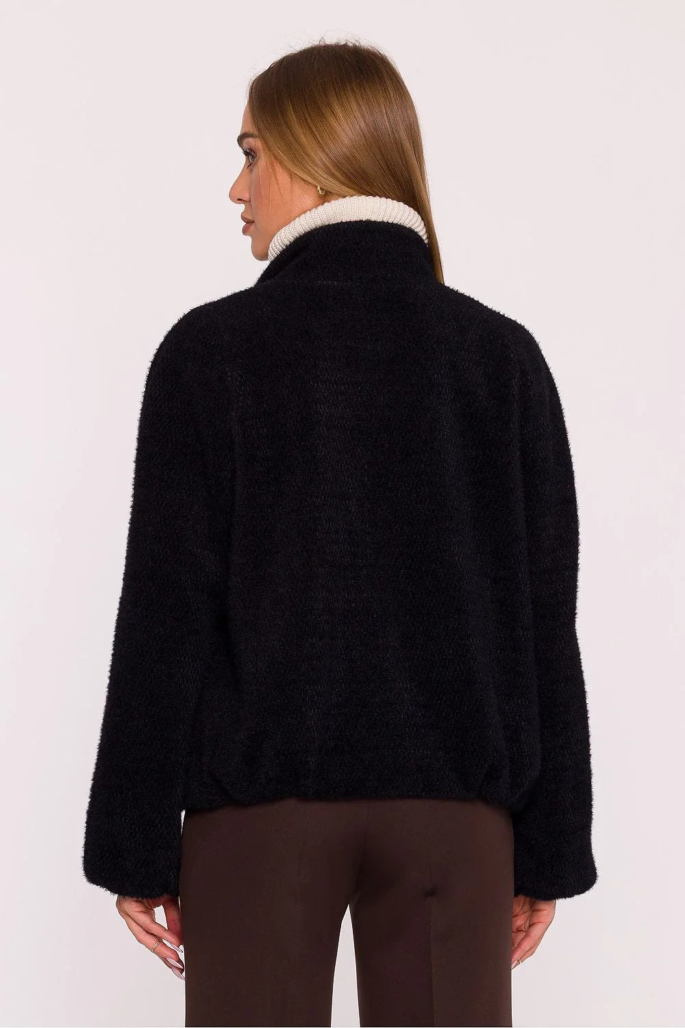 veste femme tricot doux poil court doublée col montant fermeture éclair boutons pression manches raglan larges poches latérales coupe oversize