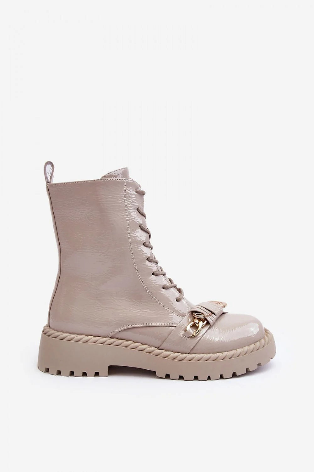 Bottes pour femmes design moderne audacieux cuir vernis beige doré zip latéral style militaire tendance occasion urbaine soirée
