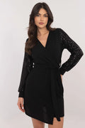 Robe de cocktail élégante courte manches longues épaules nues tissu lisse polyester élasthanne taille ajustable femme