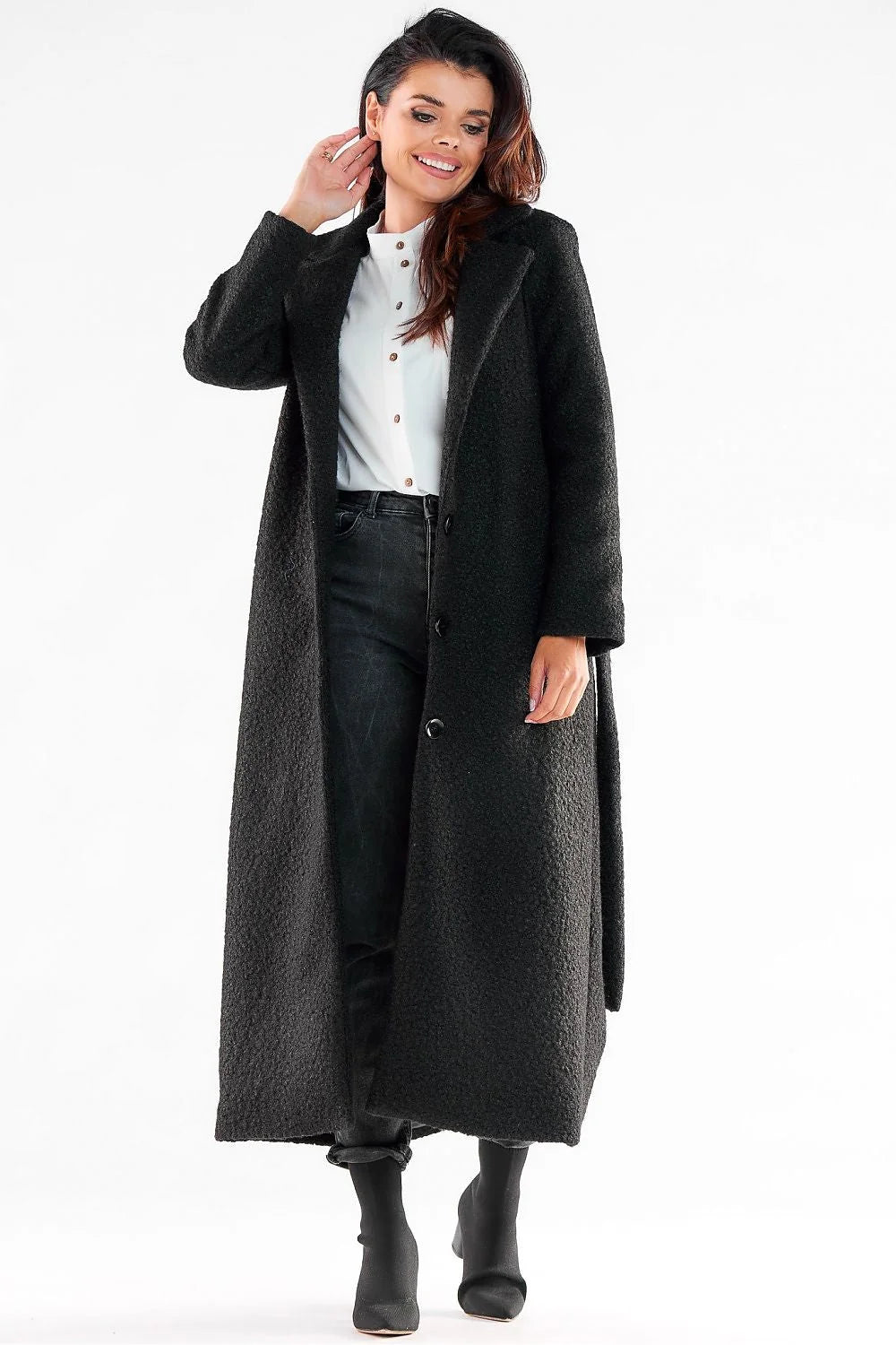 Manteau long pour femme pied-de-poule noir et blanc coupe droite boutons noirs ceinture polyester 100% mode ville soirées