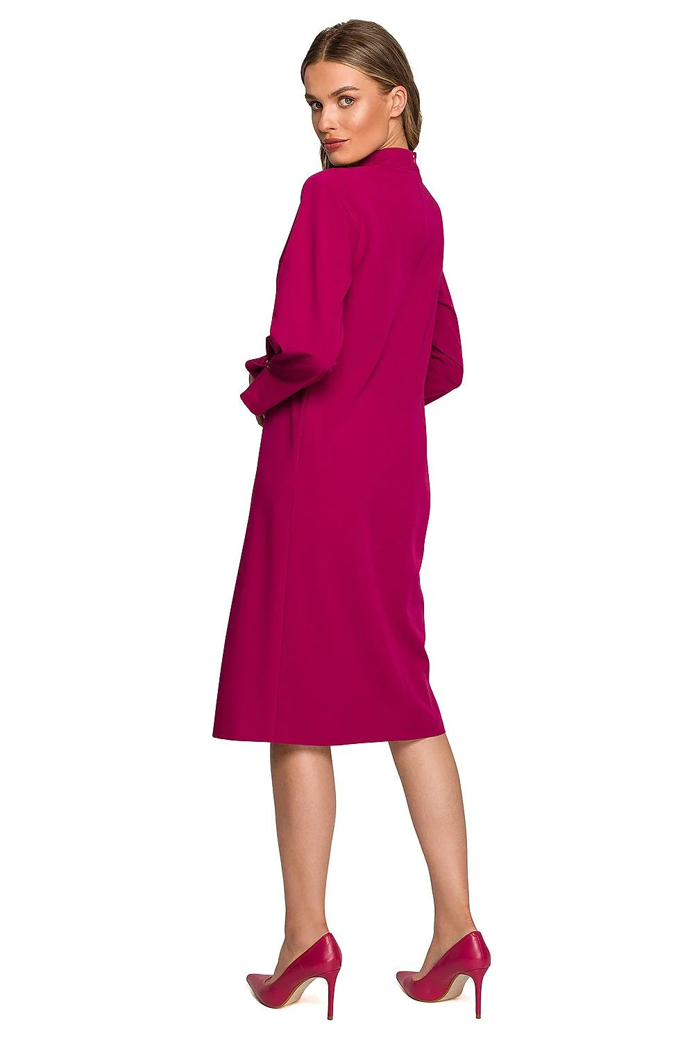 Robe de jour élégante en vert émeraude manches longues col montant plis devant coupe midi femme