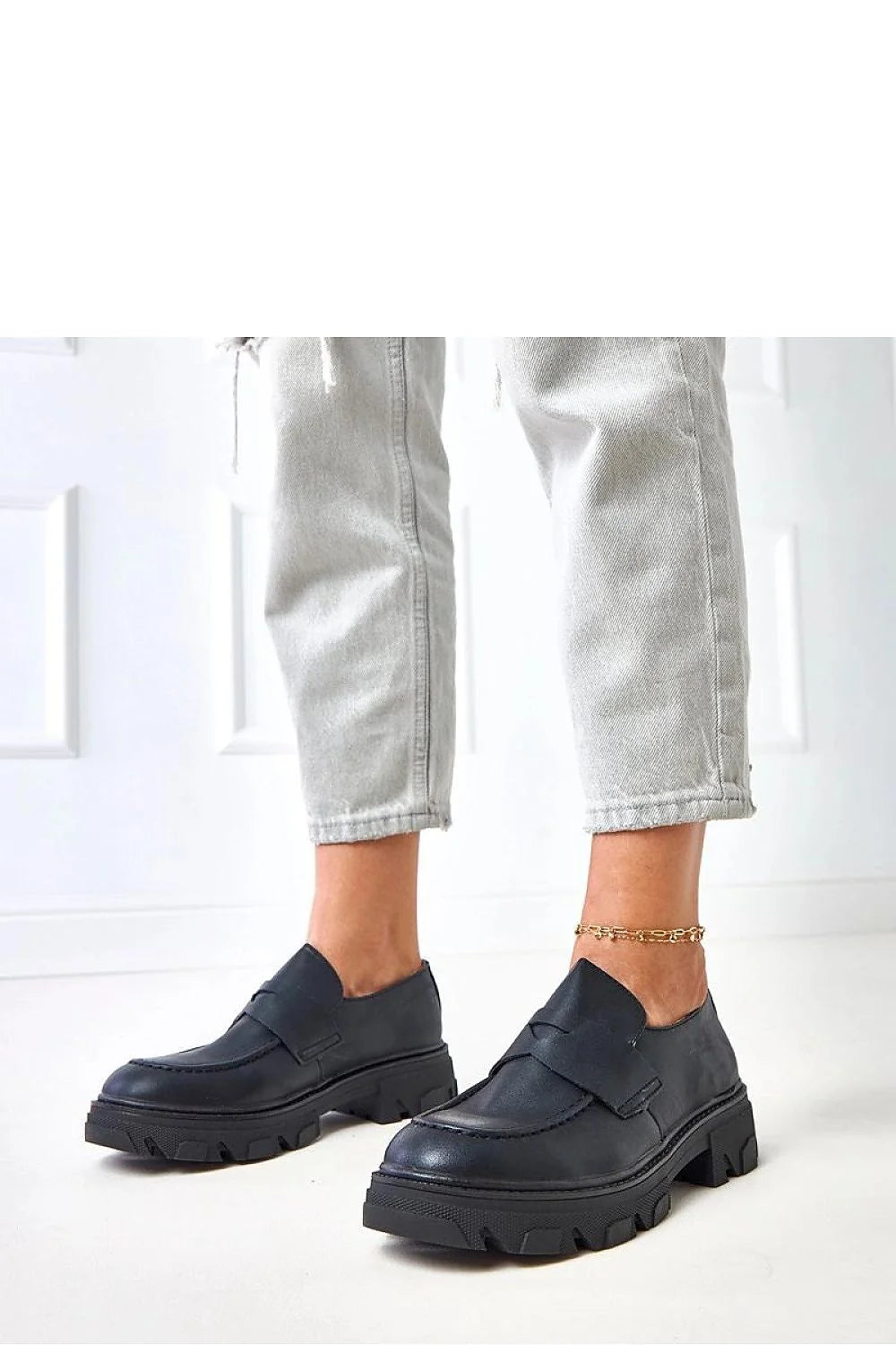 mocassins noir cuir ecologique loafers femme plateforme epaisse bout rond empeigne laniere penny semelle crantee antiderapante talon45mm confortable casualchic